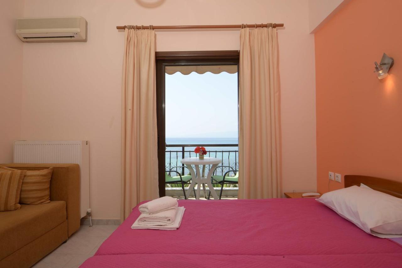 Hotel Akrogiali Uranopoli Exteriér fotografie